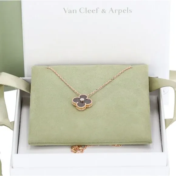Van Cleef & Arpels Vintage Alhambra Necklace 2023 Holiday Pendant Grey 18K - Picture 3 of 7
